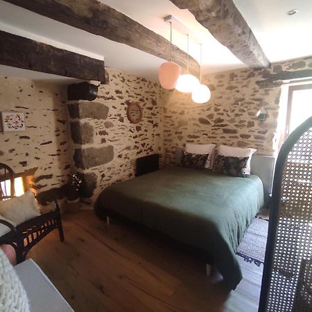 La Ville Es Riez Chambre D'Hotes Corseul ภายนอก รูปภาพ