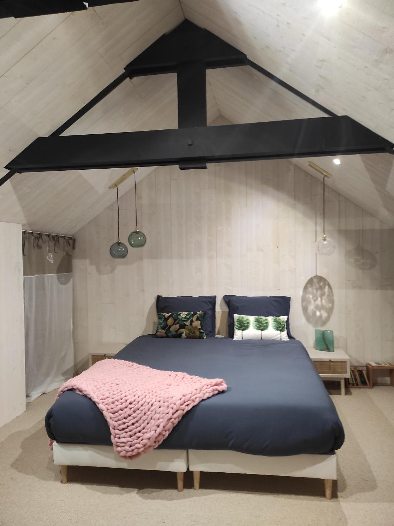 La Ville Es Riez Chambre D'Hotes Corseul ภายนอก รูปภาพ