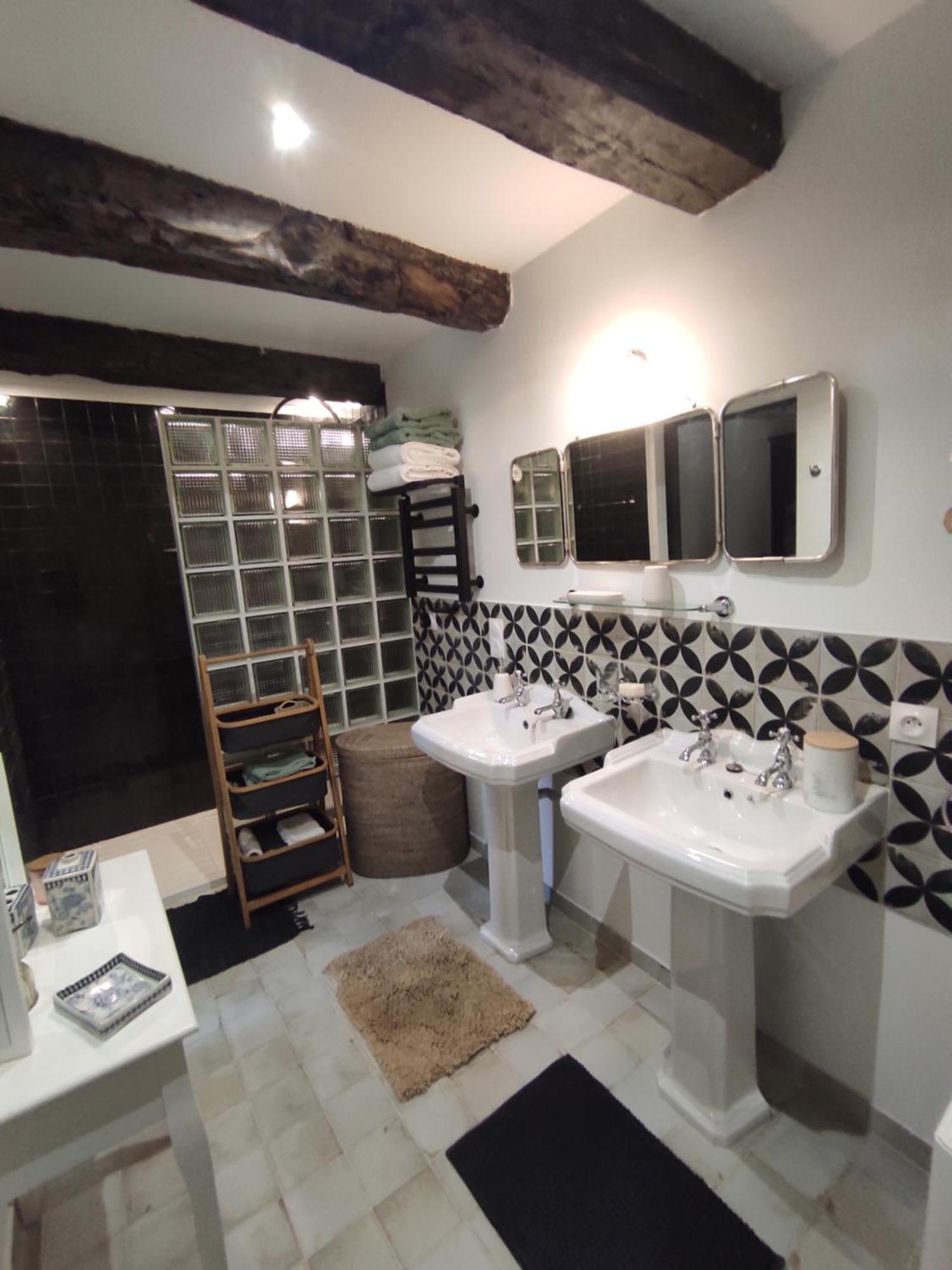 La Ville Es Riez Chambre D'Hotes Corseul ภายนอก รูปภาพ