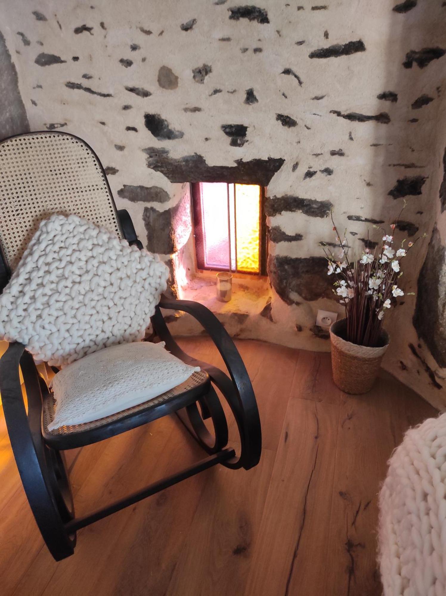 La Ville Es Riez Chambre D'Hotes Corseul ภายนอก รูปภาพ